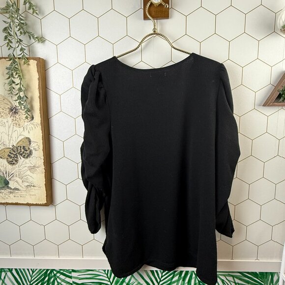 Max Studio Black Textured Puff Ruched Long Sleeve Top - Size - XL - Picture 2 of 5